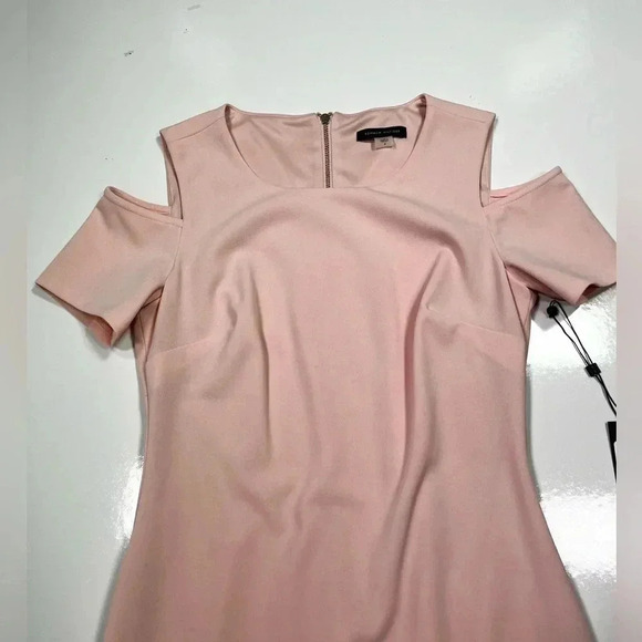 Tommy Hilfiger Dress Pencil Dress Soft Pink Off Shoulder NWT  Size 4 - Picture 10 of 10
